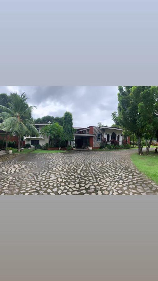 Casa Don Julian Guesthouse Bais Ngoại thất bức ảnh