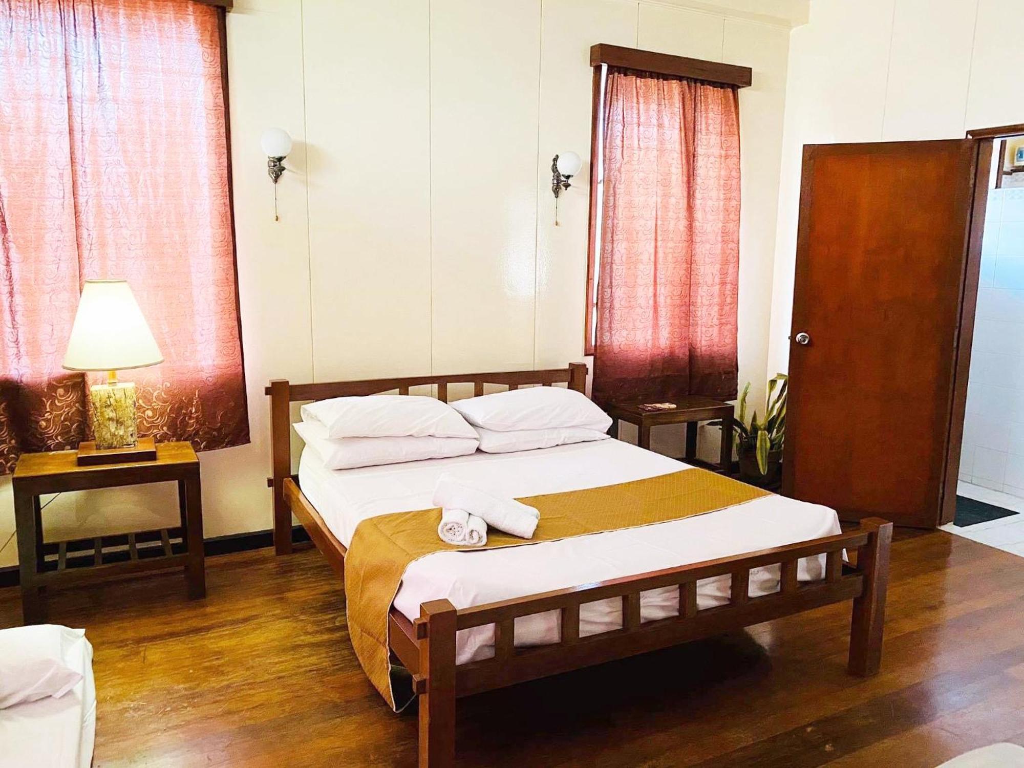 Casa Don Julian Guesthouse Bais Ngoại thất bức ảnh